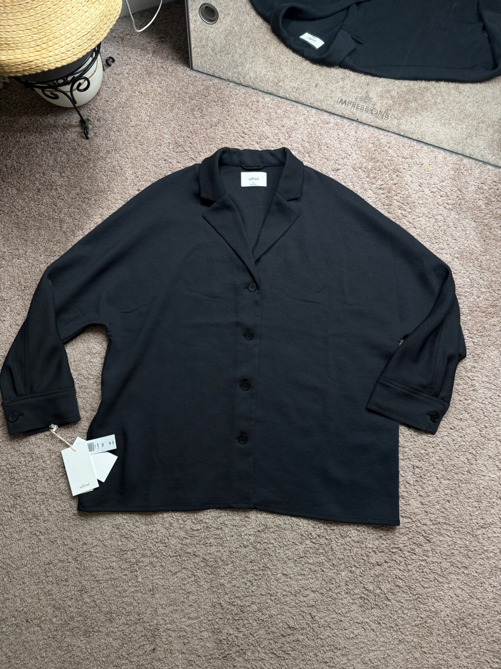 Aritzia Wilfred freedom shirt Black Relaxed Button-Front Casual Shirt nwt